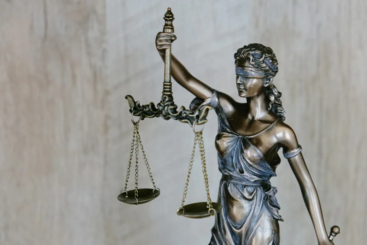 Article 32 vs Article 226: Writs & Judicial Review Masterclass